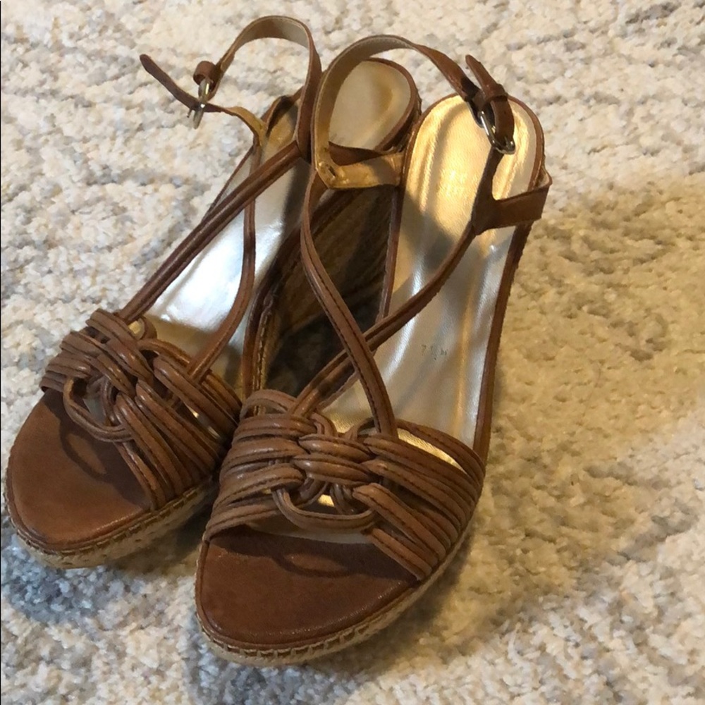 Stuart Weitzman Espadrilles Size 7.5 - image 1